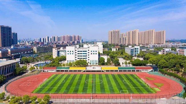 “必一”
@后浪们!湖南工程职业技术学院2020招生简章已送达!(图5) “必一”
@后浪们!湖南工程职业技术学院2020招生简章已送达!(图5)