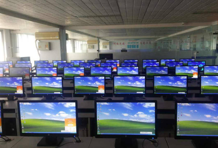 b体育|
这四个专业的学生 考公务员有先天优势 你是其中一个吗?(图1) b体育|
这四个专业的学生 考公务员有先天优势 你是其中一个吗?(图1)